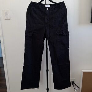 Zara Women’s Black Cargo Pants